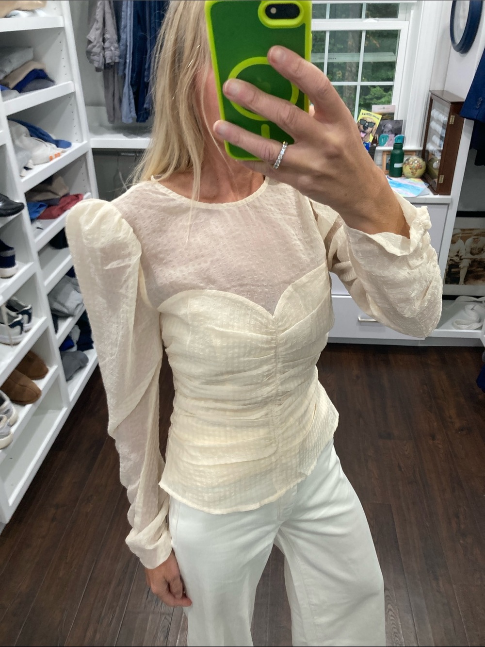 ASTR Women’s Cream Puff-Sleeve Ruched Peplum Top S